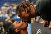 Saiba quem é marido de Simone Biles, jogador da NFL