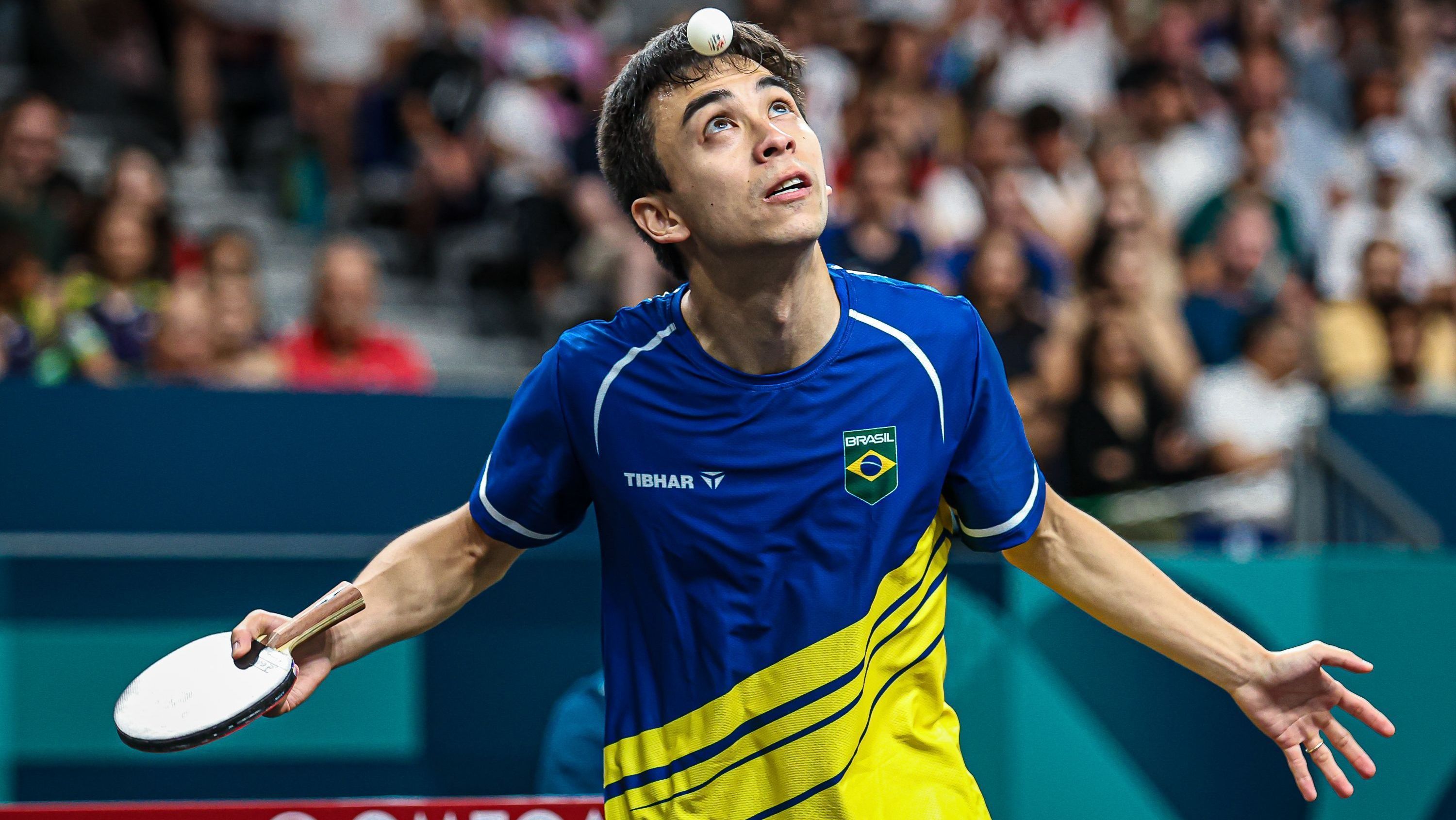 Vitor Ishiy nos Jogos Olímpicos Paris 2024 disputando pelo tênis de mesa