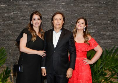 Tom Cavalcante Rafa Justus Viaja a Orlando para Comemorar 16 Anos com Amigas