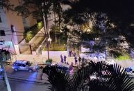 Mulher é presa por injúria racial contra atendente de mercado e agride PM em SP