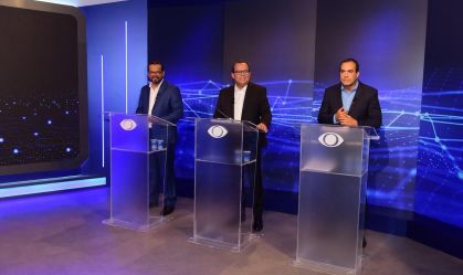 Críticas ao governo da Bahia e à prefeitura marcam debate em Salvador