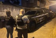 Ex-estagiária de fórum suspeita de vazar dados a criminosos é presa em SC