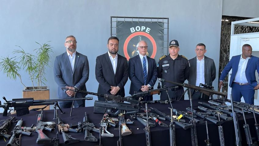 Castro diz que governo pediu a transferência de 13 chefes do tráfico de drogas para presídios federais • Divulgação