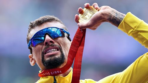 Júlio Cesar Agripino conquistou a medalha de ouro no 5000m T11