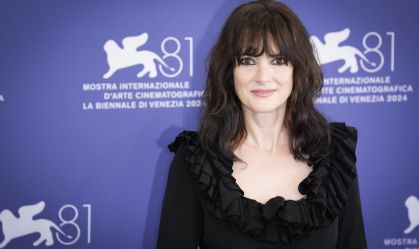 Winona Ryder diz que vontade de fazer filmes "azedou" após assédios