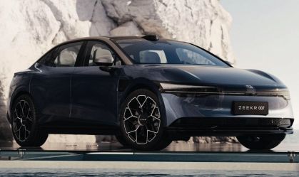 Marca chinesa de carros revela bateria com carregamento mais veloz do mundo