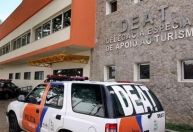 Mulher é presa ao tentar dar golpe em turistas em Copacabana