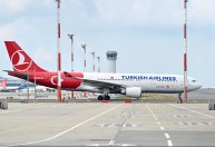 Três voos de Istambul para Teerã são cancelados, mostram dados do aeroporto