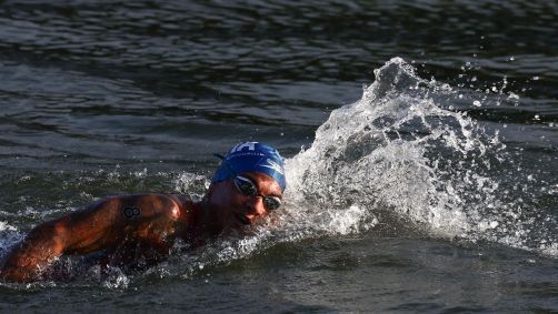 Ana Marcela Cunha durante maratona aquática na Olimpíada de Paris