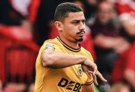 Ex-Fluminense, André estreia com empate pelo Wolverhampton