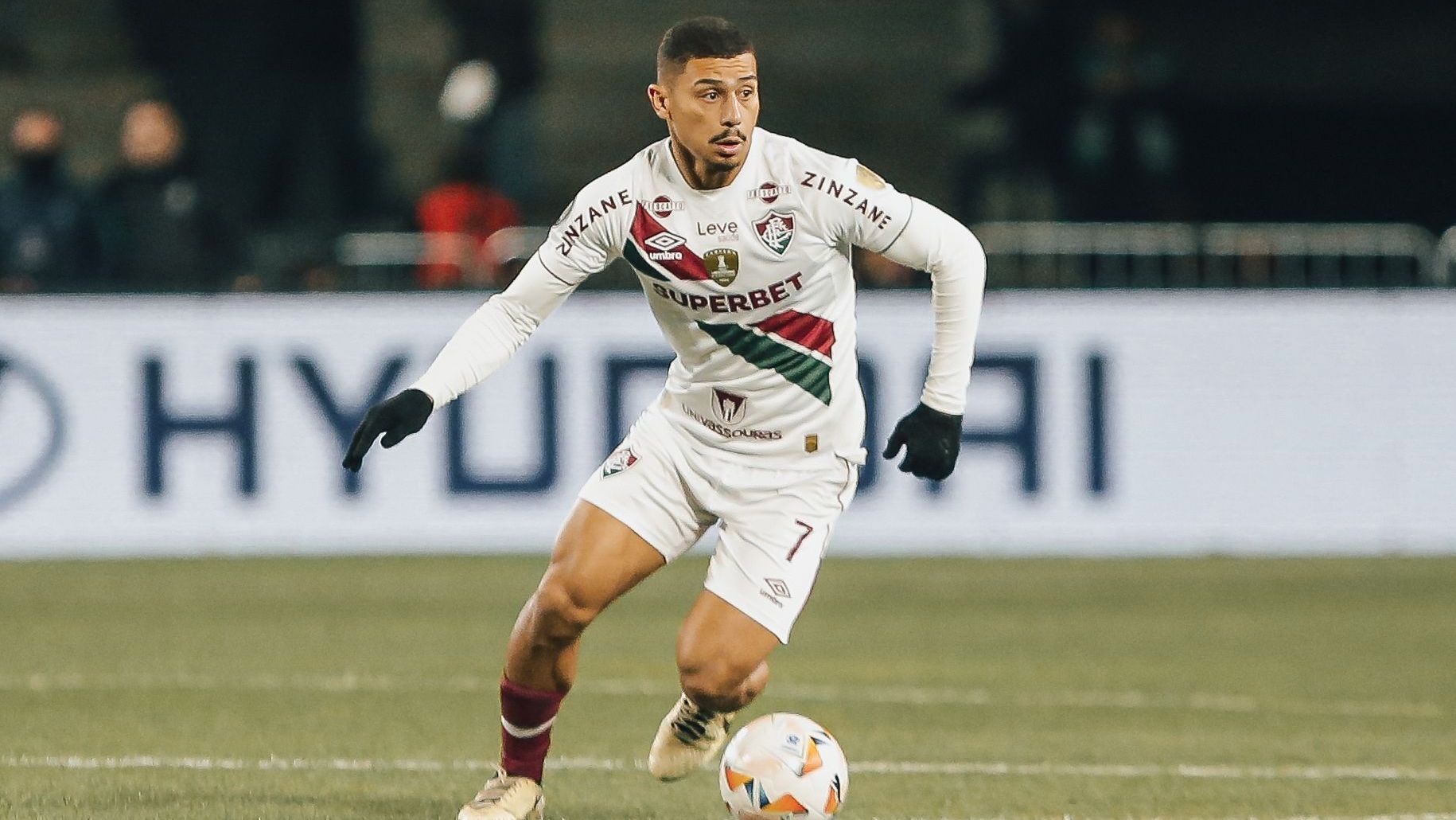 André, volante do Fluminense
