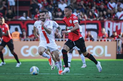 Atlético-GO venceu o Internacional dentro de casa