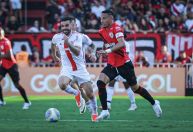 Atlético-GO leva a melhor sobre o Internacional e volta a vencer após 15 jogos