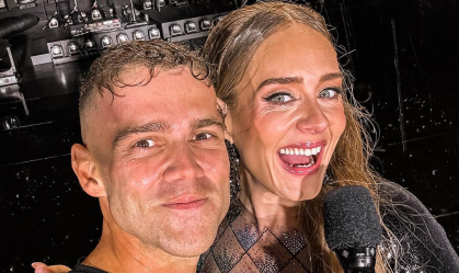 Caio Giardini contou para a artista que, só em Los Angeles, havia assistido a seu show 12 vezes, o que ela chamou de “super fã”