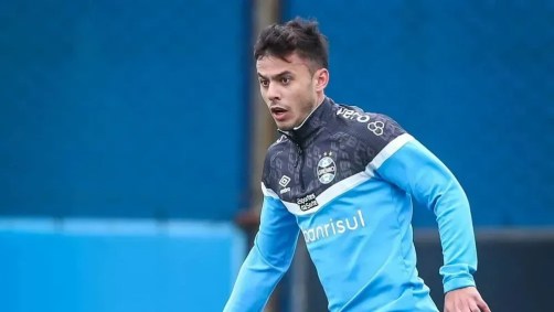 Volante Carballo, do Grêmio, está de saída para o New York Red Bulls, da MLS