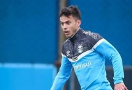 Grêmio confirma empréstimo de Carballo para clube da MLS