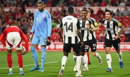 Carlos Miguel: ex-Corinthians toma gol aos 18 segundos em estreia na Inglaterra