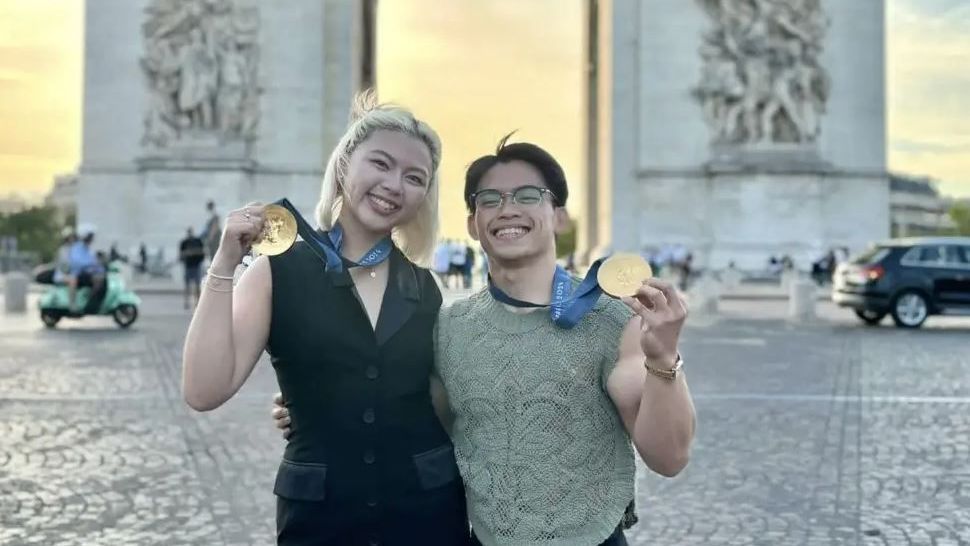 Carlos Yulo esteve acompanhado da namorada Chloe San José em Paris / Foto: Reprodução/Instagram