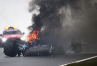Fórmula 1: treino do GP da Holanda tem susto com batida forte e fogo em carro
