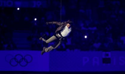 Tom Cruise, Billie Eilish, Red Hot: veja famosos no encerramento de Paris 2024