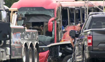 Acidente de ônibus deixa sete mortos e dezenas feridos no Mississippi