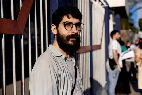 O desenhista Lucas Santoro quer novas oportunidades no serviço público. / Tânia Rêgo/Agência Brasil