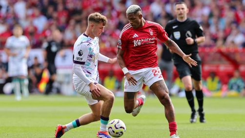 Danilo, ex-Palmeiras, em jogo da Premier League