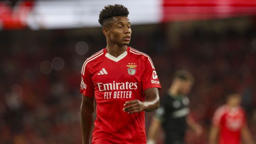David Neres em ação pelo Benfica; meia brasileiro está de saída para o futebol italiano