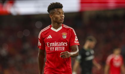 David Neres em ação pelo Benfica; meia brasileiro está de saída para o futebol italiano