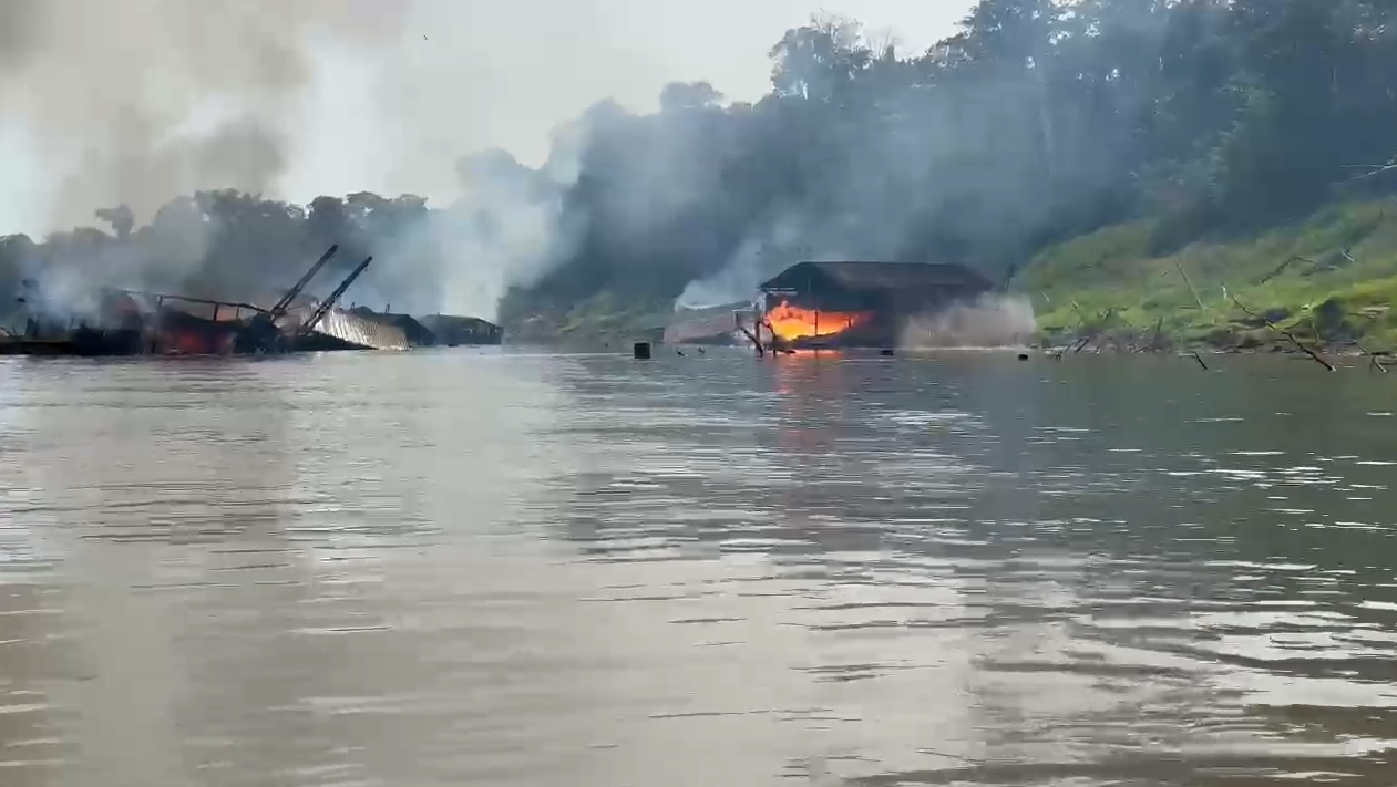Dragagem no Amazonas