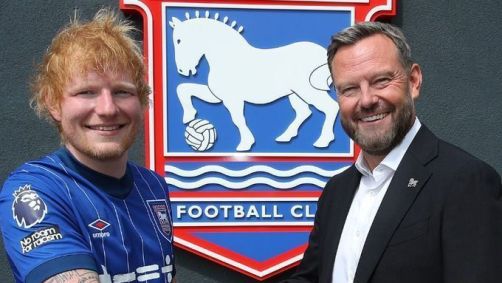 Ed Sheeran comprou parte do Ipswich Town, da Inglaterra