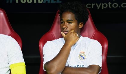 Endrick no banco de reservas do Real Madrid na final da Supercopa da Uefa