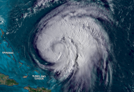 Furacão Ernesto trará ventos fortes e chuva intensa à costa leste dos EUA