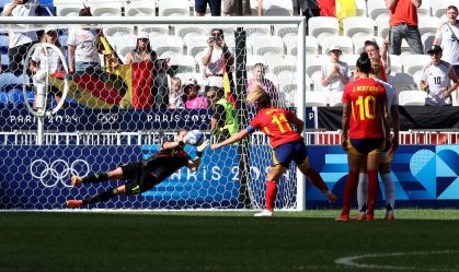 Espanha perde pênalti no último lance e fica sem medalha no futebol feminino