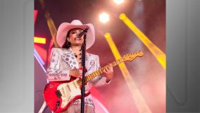 Maraísa cantou com sua dupla, Maiara, na Festa do Peão de Barretos, que realiza sua 69ª edição