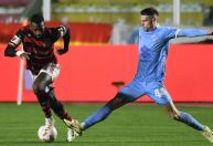 Flamengo perde na altitude, mas elimina Bolívar e vai às quartas da Libertadores
