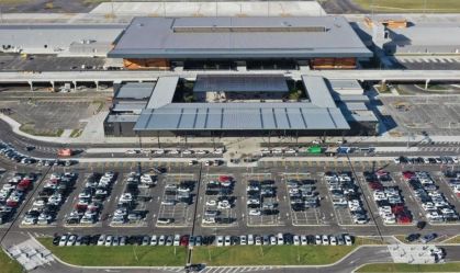 Aeroporto de Florianópolis fecha depois de avião apresentar dano ao pousar