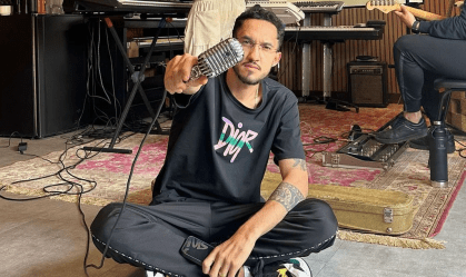 Grelo explica ideia do nome, sucesso de "Só Fé" e viral com Simple Plan
