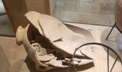 Criança quebra vaso de 3.500 anos em museu arqueológico de Israel