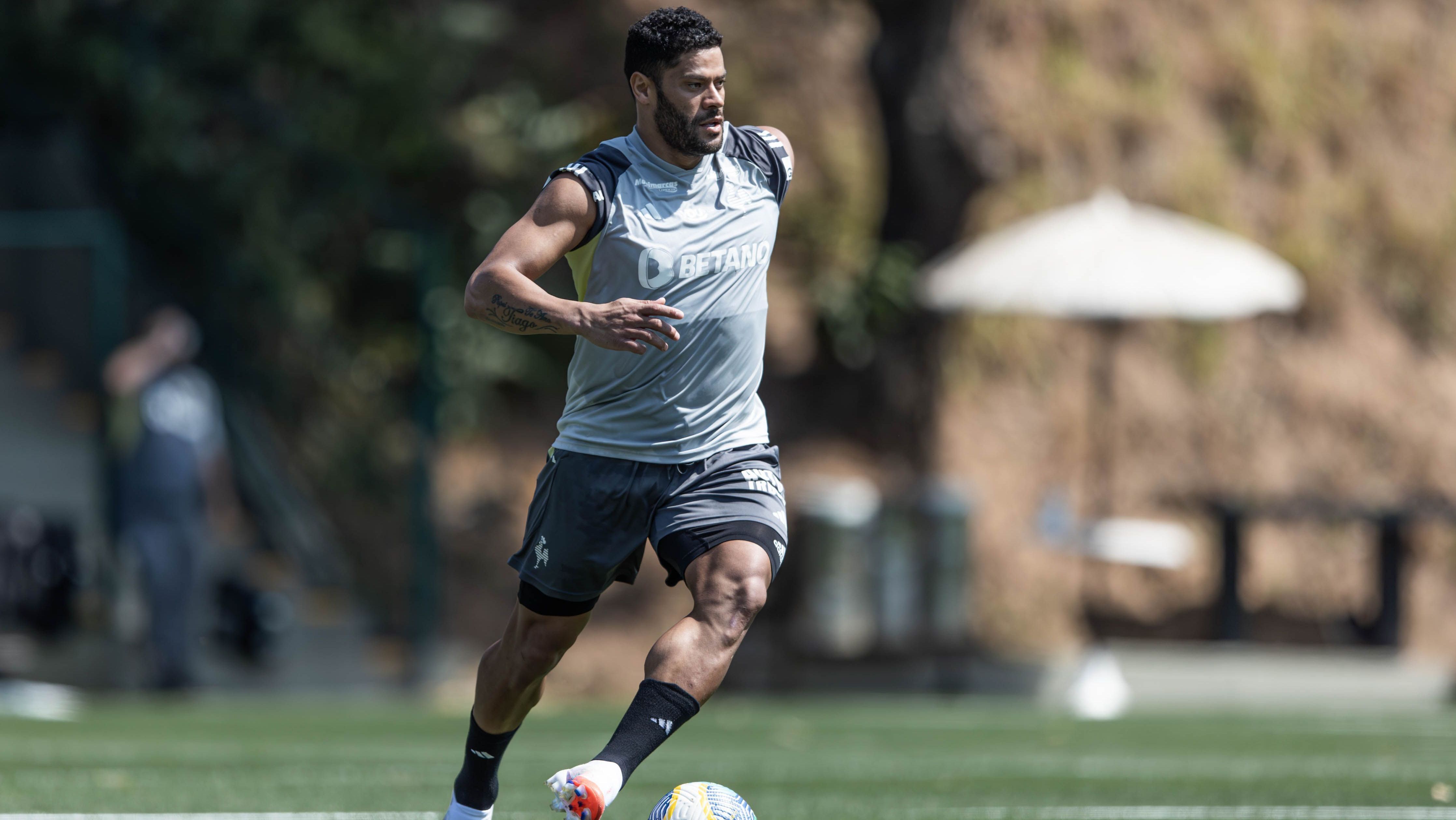 Hulk em treino do Atlético-MG