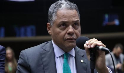 À CNN, Brito diz que ganhar a presidência da Câmara é “prioridade zero”
