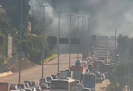 Caminhão pega fogo dentro do túnel e deixa feridos no Rio de Janeiro
