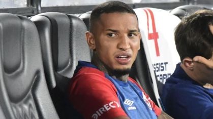 Juan Izquierdo em jogo do Nacional-URU