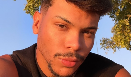 Conheça Jessé Aguiar, cantor gospel que inspira Rebeca Andrade na Olimpíada