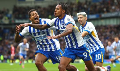 Gol de ex-Fluminense nos acréscimo dá vitória ao Brighton sobre Manchester United