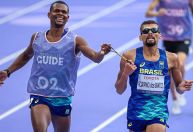 Atleta-guia recebe medalha na Paralimpíada? Entenda as regras