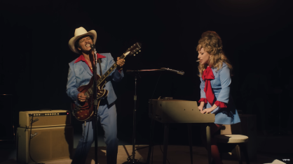 Lady Gaga e Bruno Mars lançaram "Die With A Smile" no dia 16 de agosto