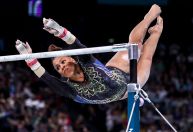 Lorrane Oliveira revela momento de tensão antes de conquistar bronze da ginástica