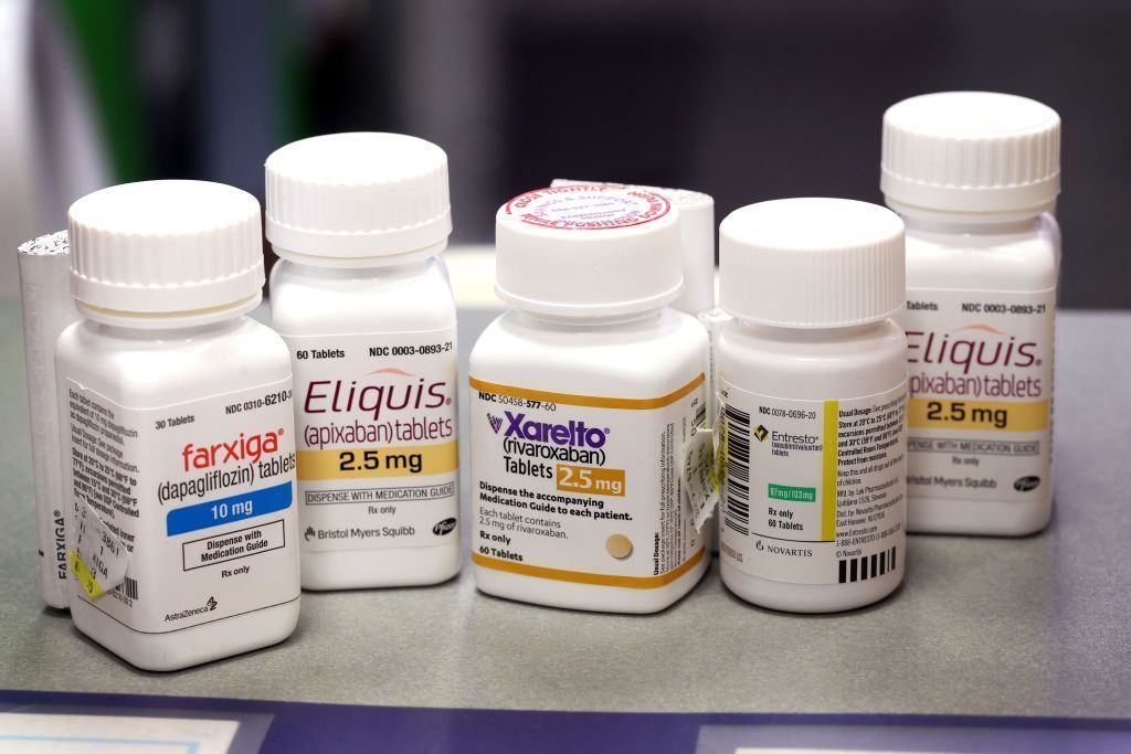 Governo Biden negocia a redução de dez medicamentos do Medicare • Getty images