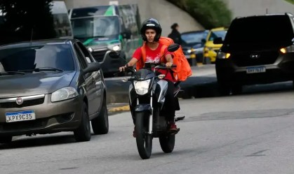 Motociclistas homens cometem 2 vezes mais infrações no Brasil, diz pesquisa
